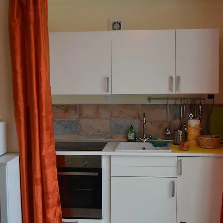 Bed & Breakfast Joie De Vivre 3*