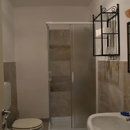 Joie De Vivre Oda ve Kahvaltı Calice Ligure