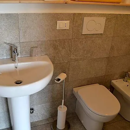 Oda ve Kahvaltı Joie De Vivre Calice Ligure