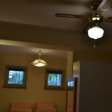 Oda ve Kahvaltı Joie De Vivre