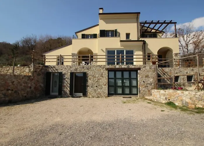 Joie De Vivre Bed & Breakfast 3*