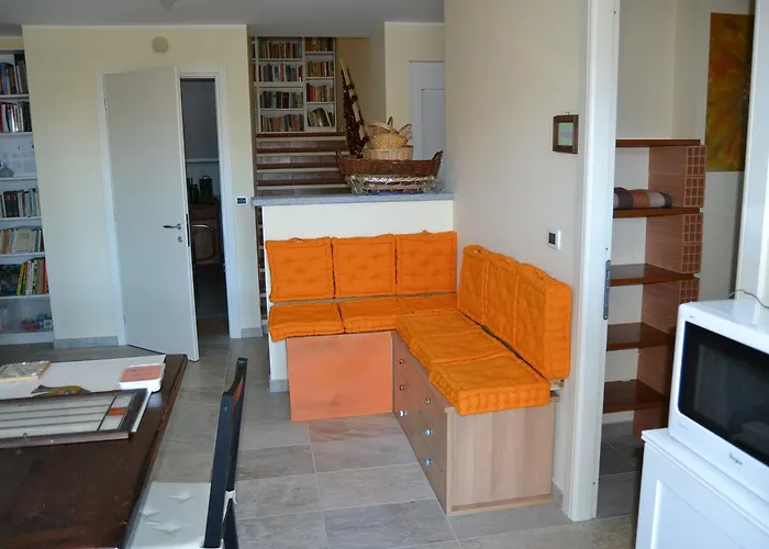 Bed & Breakfast Joie De Vivre Calice Ligure