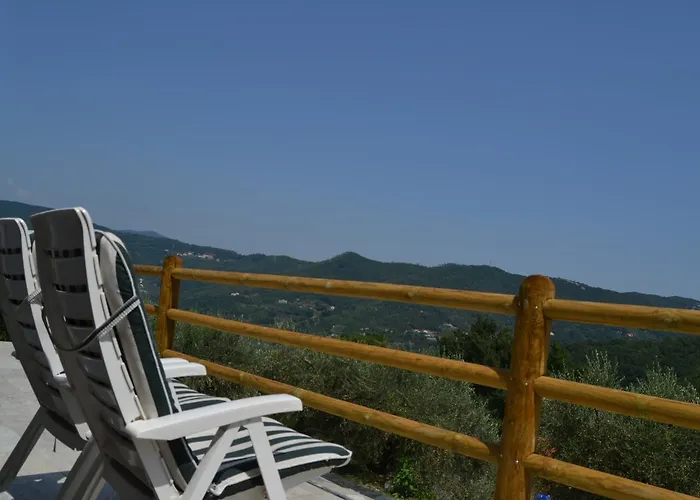 Bed & Breakfast Joie De Vivre 3*