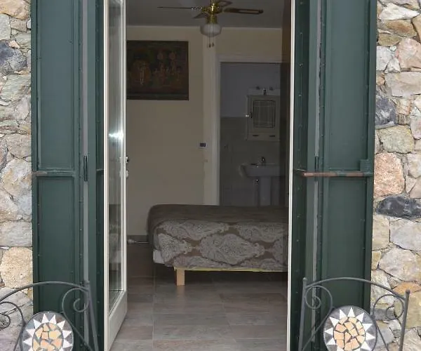 Joie De Vivre 3* Calice Ligure